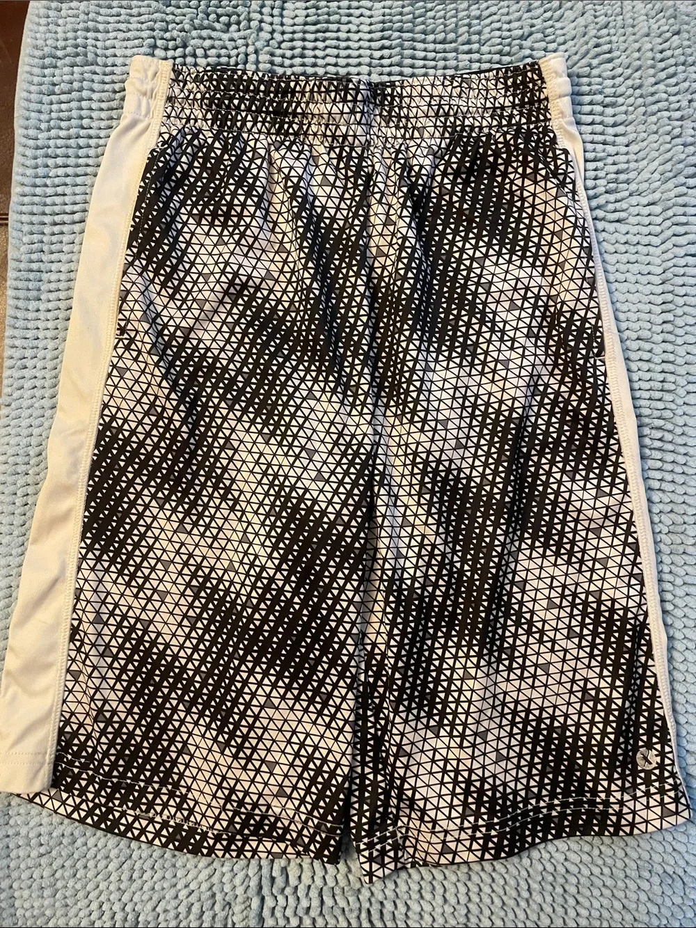 Xersion Black and White Performance Shorts